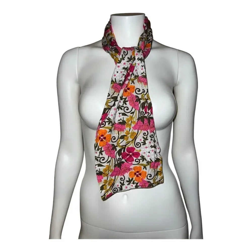 Vera Bradley Tea Garden Knitted Scarf Floral Gray Breast Cancer Pattern NWOT